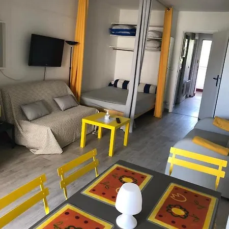 Apartment 40m2 Avec Terrasse Emplacement Ideal Proche Mer